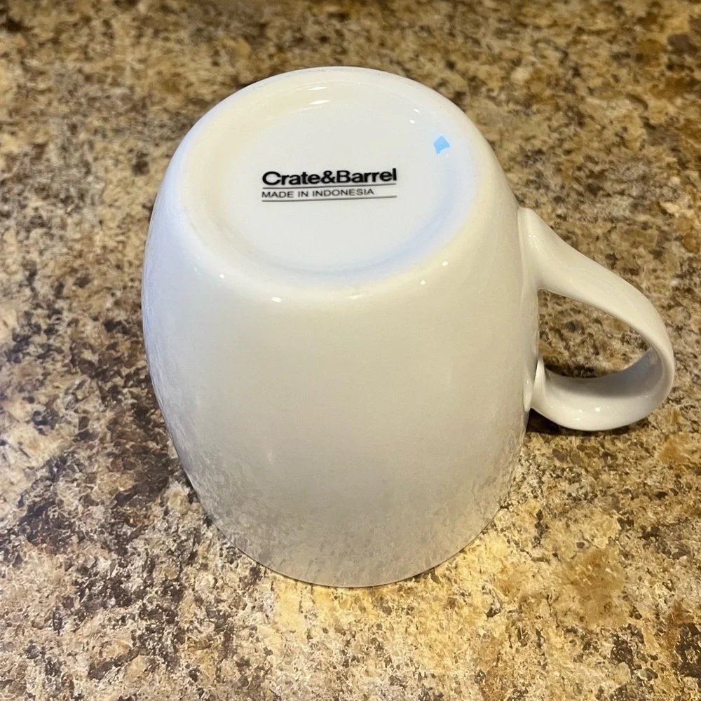 Crate&Barrel Classic White Mug Cup 16 oz.
